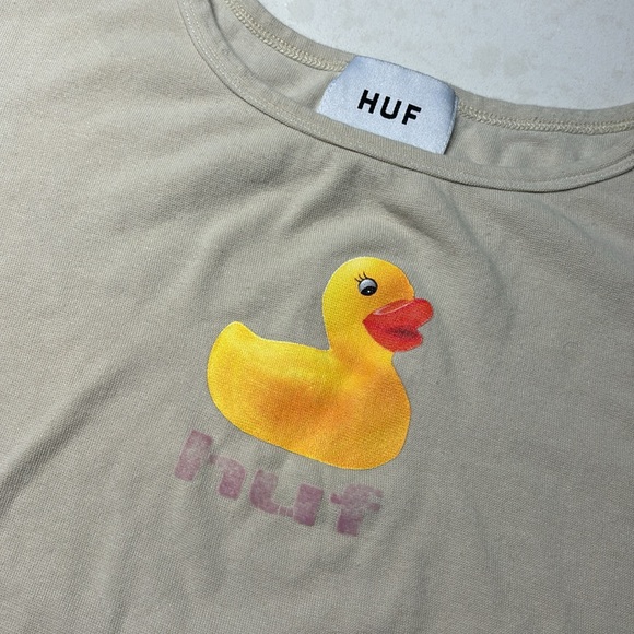 HUF women’s cream baby tee SIZE M - Picture 2 of 2